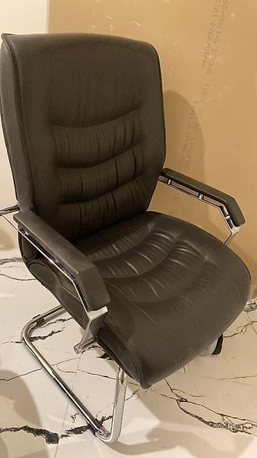 Yeni, Təkərsiz, Qolları tənzimlənmir, Dəri