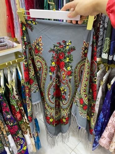 Boz rəng tonlarında şal/örtü kolleksiyası - Naxış: Şərq üslubunda