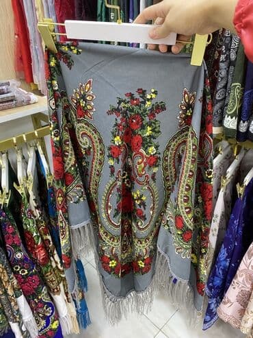 шарфы и палантины из пашмины: Boz rəng tonlarında şal/örtü kolleksiyası - Naxış: Şərq üslubunda — 1