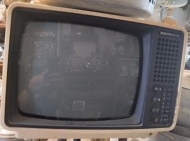 Yunoctb 37ТЦ-305A portativ televizor - Korpus: krem rəngli plastik