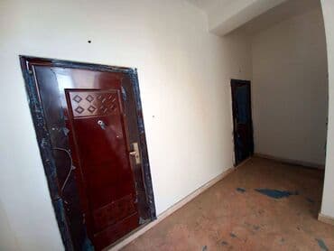 hovsanda obyekt satılır: Xətai rayonu, Yeni Əhmədli qəsəbəsi Şıxlınski küçəsi, Əsas mərkəz — 18