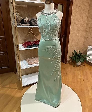 hamile don: Libas tikdirilib 1dəfə geyinilib içərisi çaşkalıdır ölçü s-m — 1