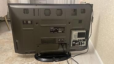 plazma tv: Panasonic plazma televizor Model: Panasonic VIERA TX-P42C11 Ekran: 42 — 3