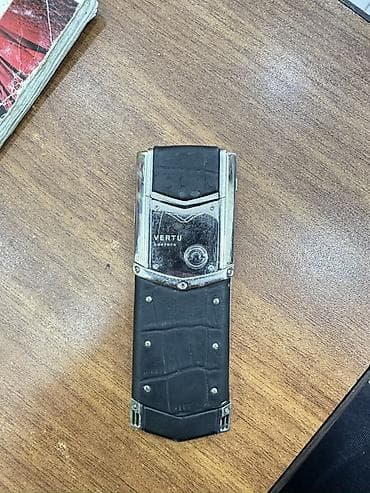irşad komputer ucuz: Vertu Signature Touch — 2