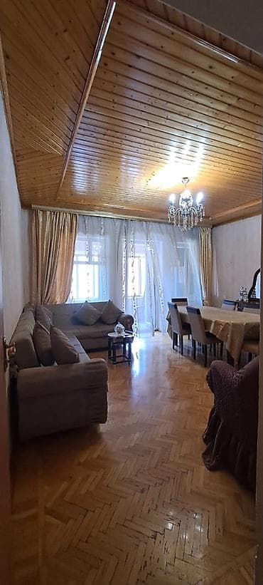 3 otaqlı kiraye evler: Menzil Azadliq pr.Koala parkinin yaxinligindadir. 3 otaqlidir.Qiymetde — 5