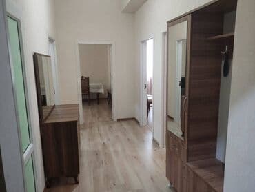 məhəmmədi kirayə: 28 may metrosunun yaxınlığında xarici dillər universitetinə yaxin 16 — 3