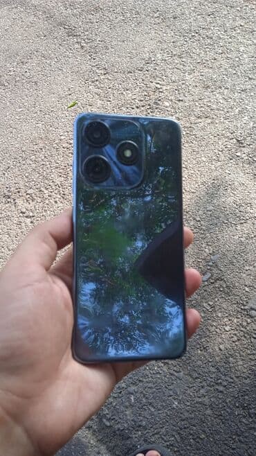 соковыжималка vitek vk 720: Android 12 əməliyyat sistemi ilə təchiz olunmuş bu smartfon, 16 MP — 2