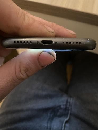 iphone vip: IPhone 11, Qara, Face ID — 2