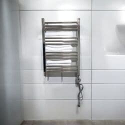 Kafel və bitirmə daşları: ▪️Paslanmaz materialdan dəsmalqurudanlar (Nerj 304) — 29