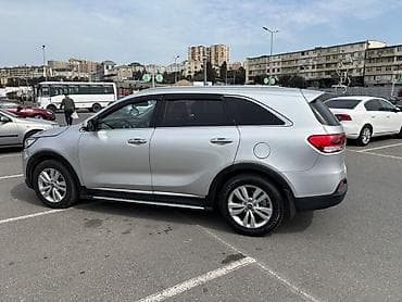 kredit disk: Kia Sorento: 2 l | 2014 il Krossover — 6