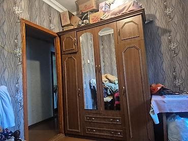 4 qapılı, Güzgülü, Qəhvəyi, Taxta, Açılan, Düz dolab