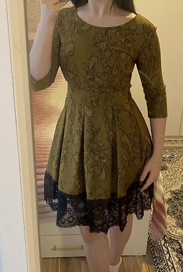 palto qadın üçün: Zeytun-yaşıl rəngdə, qısa ölçülü zərif qadın donu. - Üst hissəsi — 4