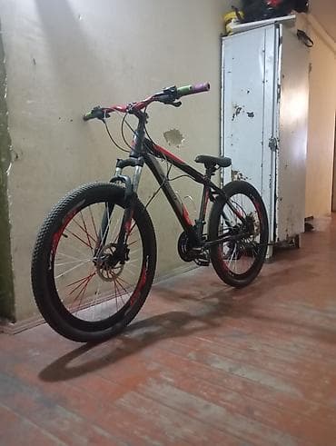 velo moto: Dağ velosipedi – 27.5" təkərlər, disk əyləclər, amortizator çəngəl — 4