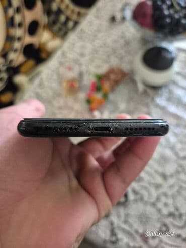 IPhone X, 64 GB, Qara, Face ID