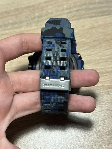 Casio G‑Shock saat – mavi kamuflyaj dizaynlı, analoq-rəqəmsal ekranlı — 3