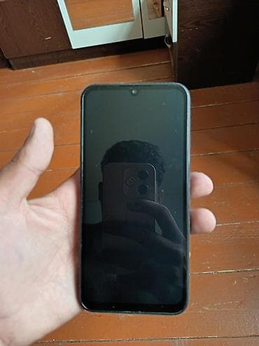 iphone 8 telefon: Məhsul: Android smartfon (üçlü arxa kamera) – yaşıl “ilan dərisi” — 2
