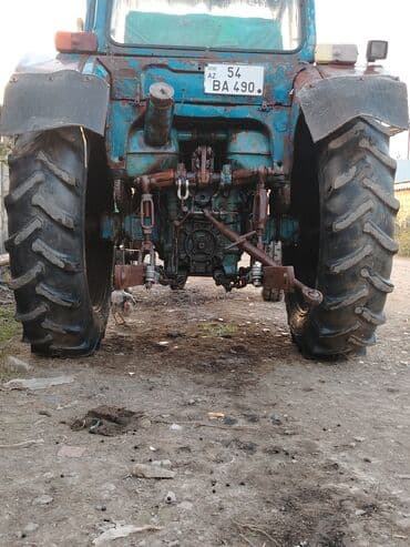 ilkin ödəniş 2000 azn avtomobil: Kapotu var — 4