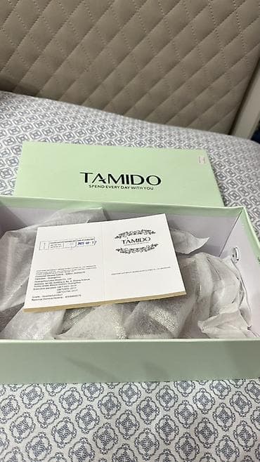 TAMIDO qadın sandaleti - Rəng: gümüşü/xrom parlaq səth - Üst hissə
