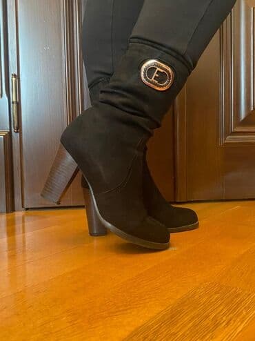 qadın çəkmə: 37/ 37.5 razmerdir. 55 manata alınıb. Ela veziyyetdedir.Nabukdur.1 — 6