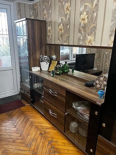 pufik divan: Geniş qarderob və rahat divan dəsti - Qarderob: sürgülü qapılı, iri — 7