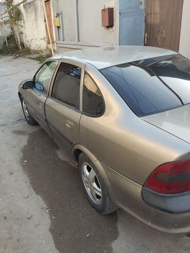 opel zafira 1.6: Opel Vectra: 2 l | 1996 il 41176 km Sedan — 6