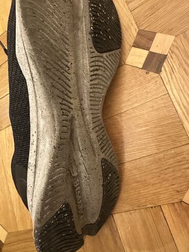 Səndəl və şəp-şüplər: Lacoste kişinin idman ayaqqabısı - Brend: Lacoste - Rəng — 7