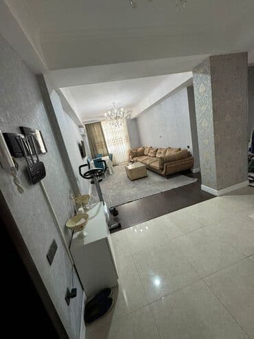 xirdalanda tecili satilan evler: 28 May, 4 otaqlı, Yeni tikili, m. Avtovağzal, 141 kv. m — 2
