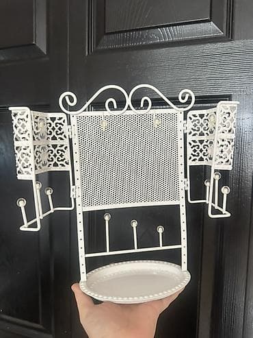 Zərif dizaynlı çoxfunksiyalı metal aksessuar təşkilatçısı - Rəng: ağ