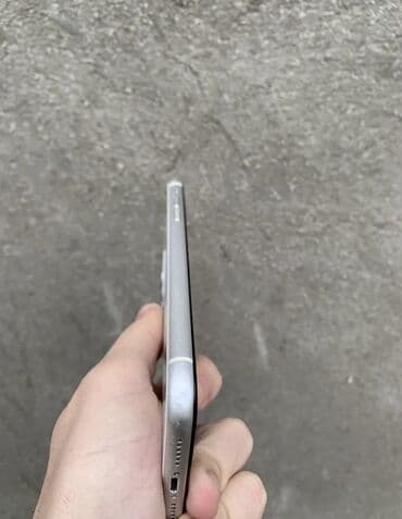 mikro nauşnik qiymetleri: IPhone 11, 128 GB, Ağ, Face ID — 6