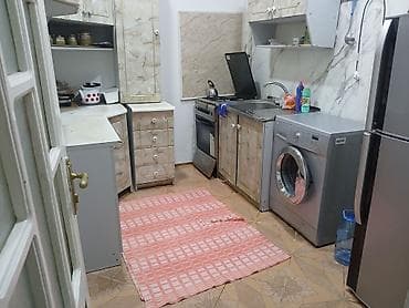 naxcivan: Naxcivanski ucilisin yaninda astanovkaya 1 deqiqelik yola yaxin 2 — 3