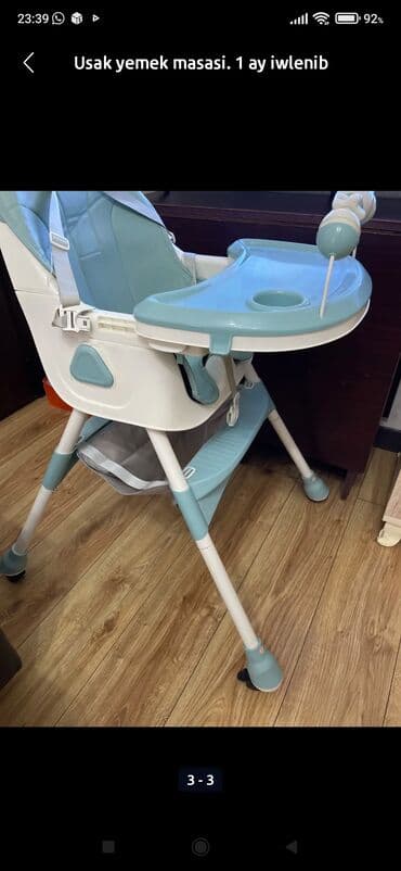 Uşaq yemək masası (yüksək oturacaq) - Rəng: açıq mavi/ağ - Geniş və