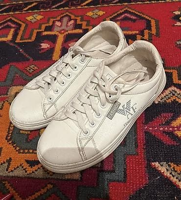 krosofka: Krasofka işlenmiş 8 azn 37 olcu — 2