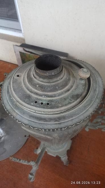 Qədimi samovar təmirə ehtiyacı var - Material: tökmə metal (dözümlü — 6
