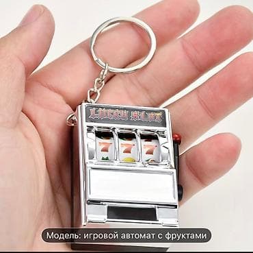 Breloklar: Məhsul: Mini “Lucky Slot” meyvəli oyun avtomatı açarlıq - Dizayn — 2