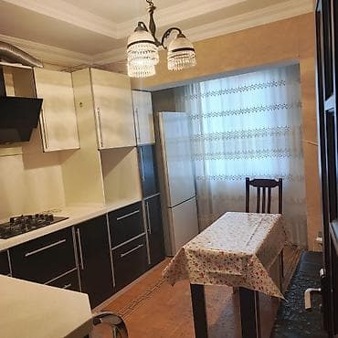 sumqayit ev kiraye: Mənzildə 2 otaq planı: geniş dəhlizdən qonaq otağına və ayrıca mətbəxə — 4