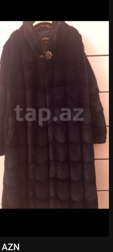 шуба мутоновая натуральная: Qadın üçün kürk palto - Rəng: tünd (qara/ çox tünd göy ton) - — 1