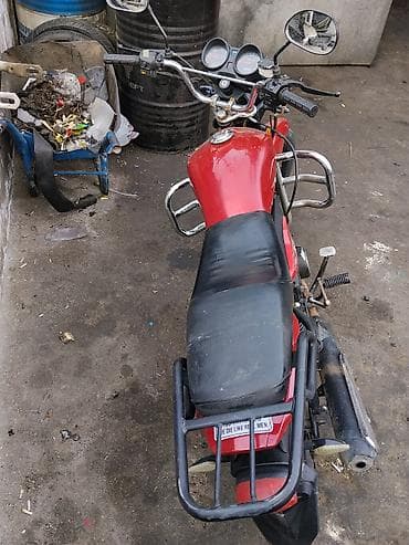 amg sukan: Modifikasiya olunmuş yol/off-road tipli motosiklet - Mühərrik: tək — 3