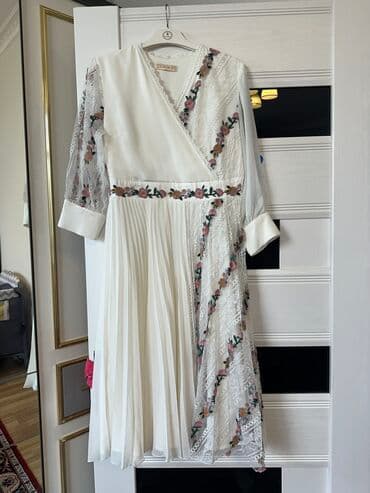 боорсоки на заказ бишкек: Ziyafet geyimi. 1 defe geyinmisem toyumda. Tep tezedir temiz qalib. M — 1