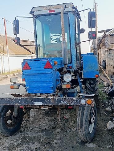 вешак для одежды: Mavi rəngli təkərli kənd təsərrüfatı traktoru. Texniki xüsusiyyət və — 5