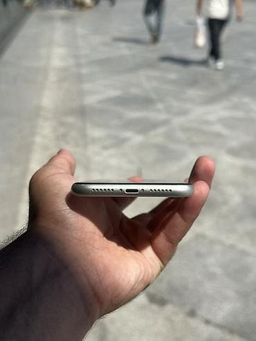 planşet kabro: IPhone 11, 64 GB, Ağ, Simsiz şarj, Face ID — 4