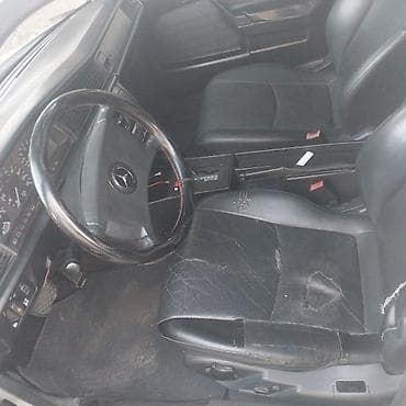 passat b5 ekran: Mercedes-Benz 190 (W201): 2 l | 1989 il Sedan — 3