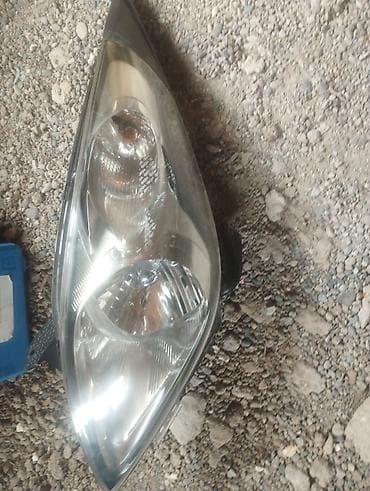 Sağ, Yaxın və uzaq vuran işıqlar Hyundai