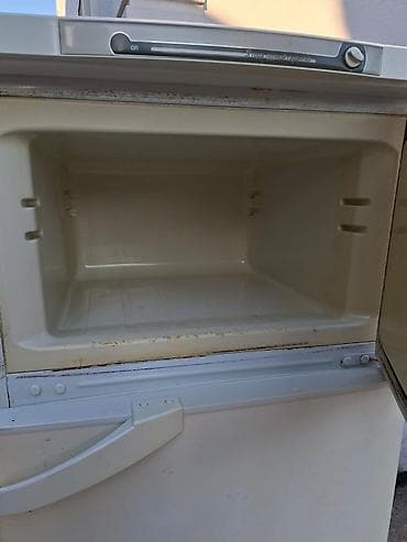 indesit: 2 qapılı Indesit Soyuducu Satılır, rəng - Bej — 3