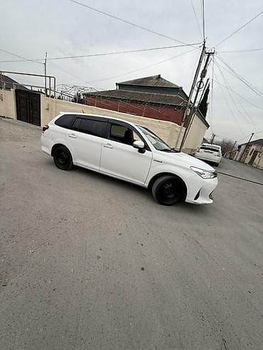 turbo az c class: Toyota Corolla Fielder Hybrid, ağ rəngli universal kuzov. Texniki — 4