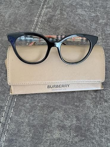 punyar desti: Burberry qadın eynək çərçivəsi - Model: Burberry cat‑eye (pişik gözü) — 1