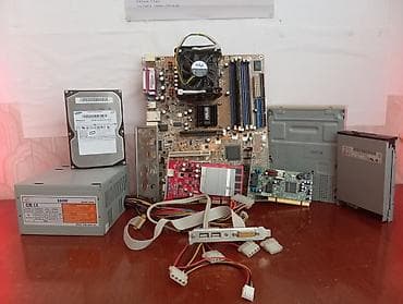 kabelər: Başlıq: Köhnə kompüter və noutbuk ehtiyat hissələri (Retro "Böyük — 1