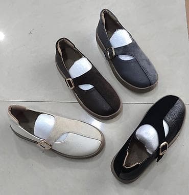 Qadın üçün komfort gündəlik ayaqqabı modeli - Üst hissə: teksturalı