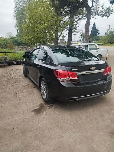 chevrolet disk: Chevrolet Cruze: 1.4 l | 2014 il 371652 km Sedan — 3