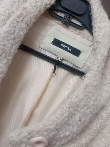 cins pencekler instagram: İPEKYOL qadın jaketi - Model: yumşaq, bukle teksturalı qısa — 3