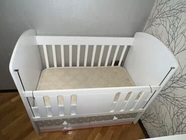 korpə carpayı: Qız üçün, İşlənmiş, Dördbucaq, Beşik, Dəst ilə, Matras ilə, Yellənmə mexanizmsiz — 1